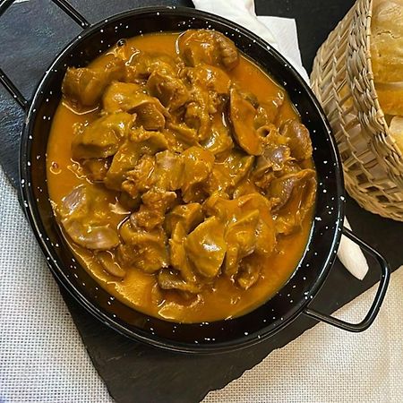 Naval Guest House & Bistro 빌다도콘데 외부 사진