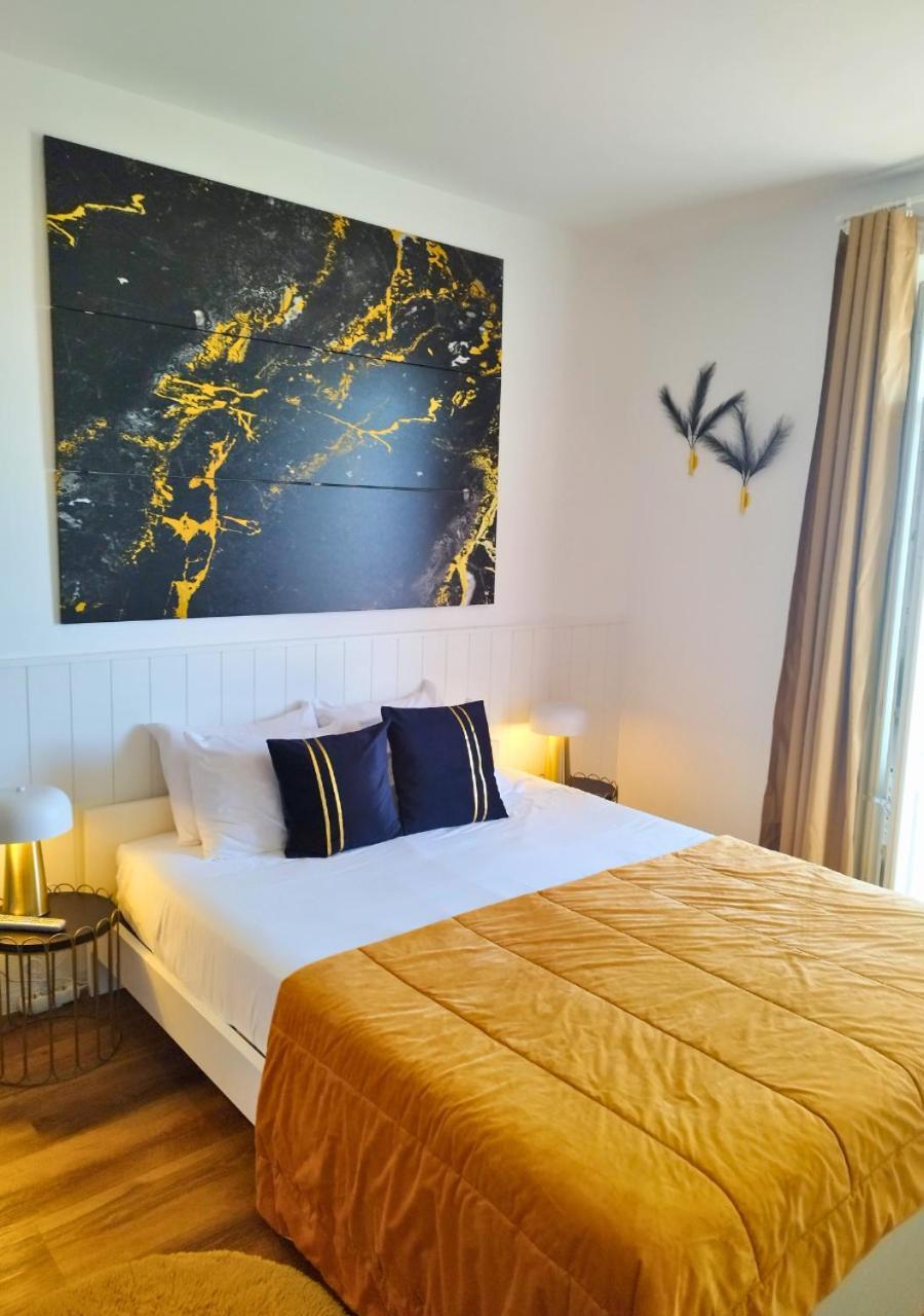 Naval Guest House & Bistro 빌다도콘데 외부 사진